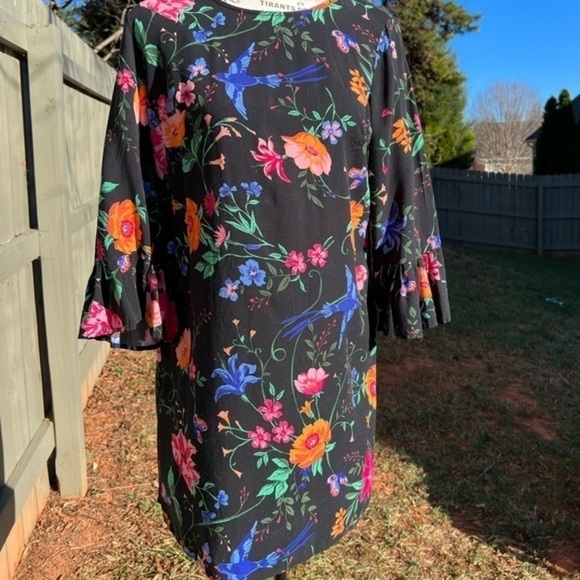 Old Navy Flower Print Shift Dress - Picture 3 of 11